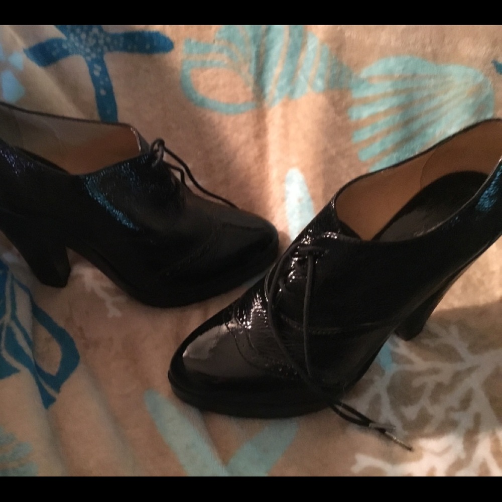 Michael kors heeled shoes so 11